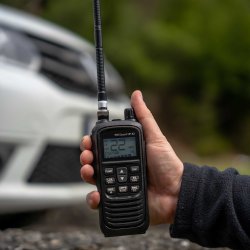 Portable CB radio station PNI Escort HP 82, multi standard, 4W, 12V, AM-FM, NRC, Dual Watch, Roger B