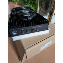 RM KL 703  500 Watt AM/FM/SSB/CW  DEMO MODELL KUN V�RT P� UTSTILLING