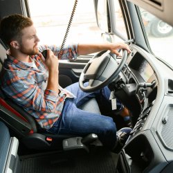 PNI Escort HP 6800 CB radio station